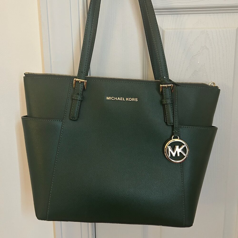 Michael Kors Charlotte Large Saffiano Leather Top-Zip Tote Bag